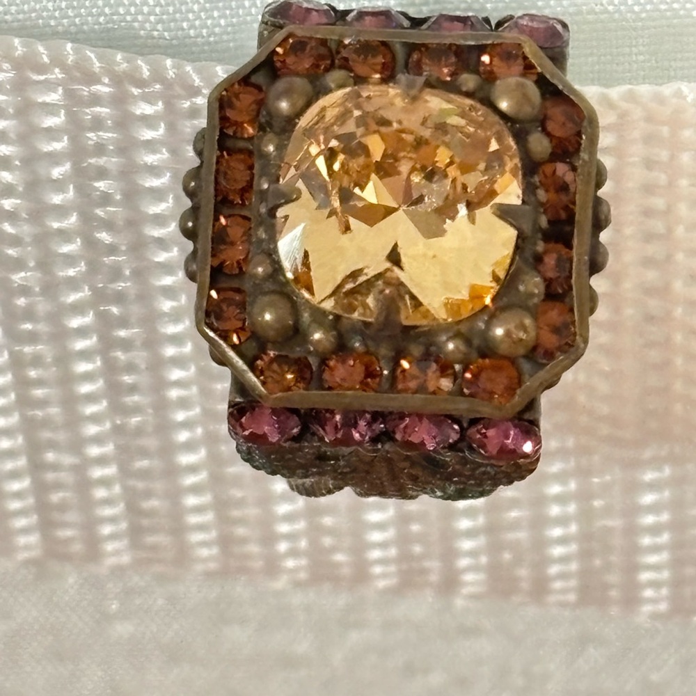 Sorrelli Gold and Purple Statement Ring - Picture 3 of 3